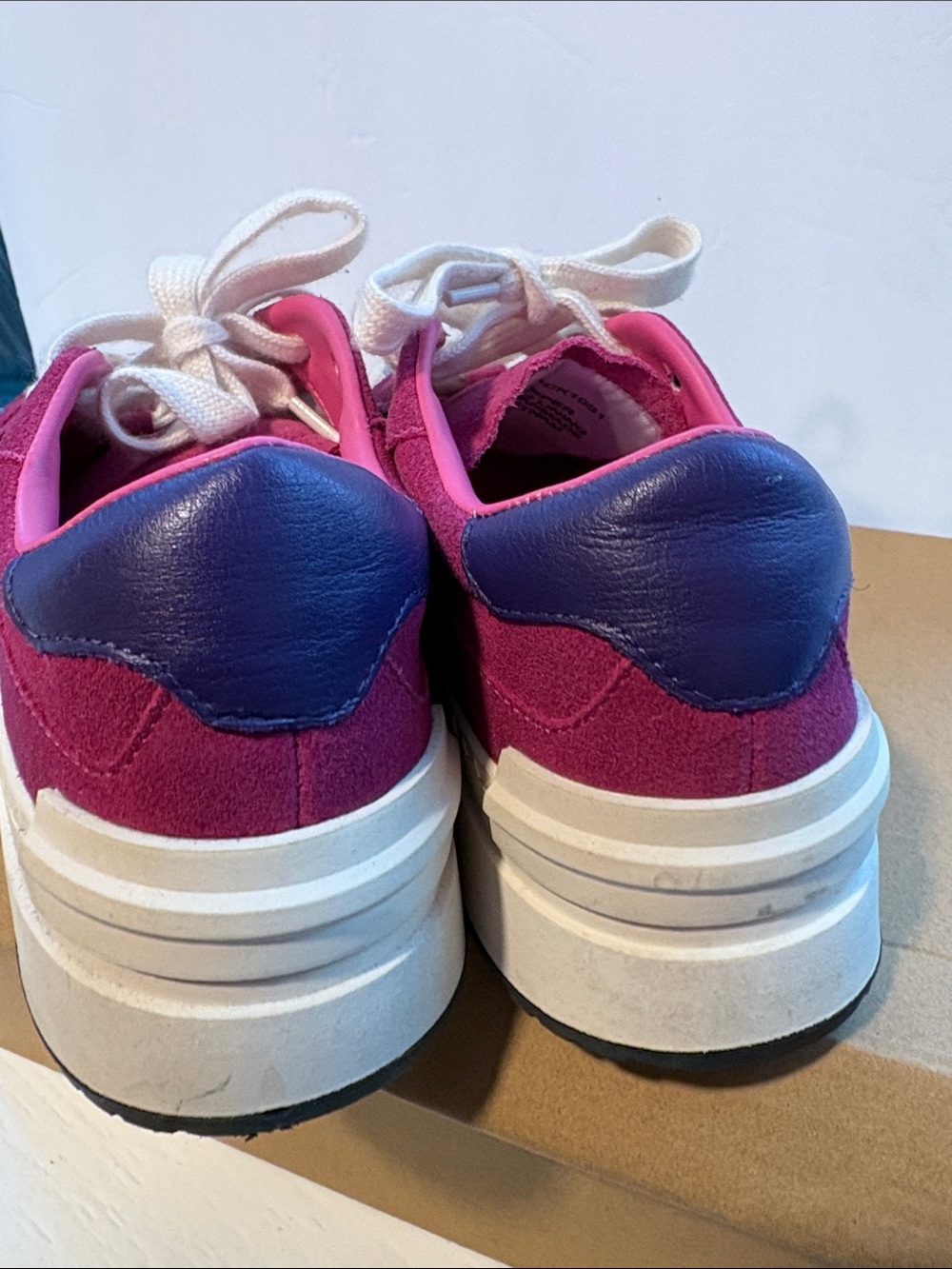 Steve Madden Kickflip Pink Suede Platform Sneakers with Black Accent - Picture 4 of 12